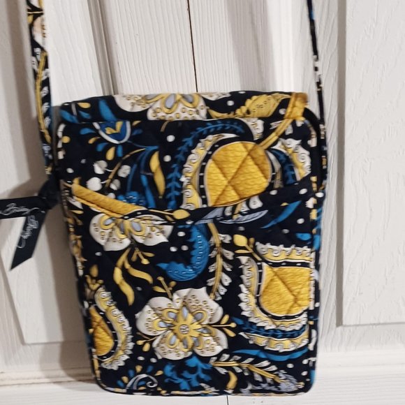 Vera bradley Cross body Elephant Bag Ellie Blue New without Tags  PRICE DROP - Picture 3 of 5
